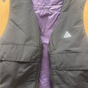 Nike ACG Black and Purple Vest Reversible Rare..